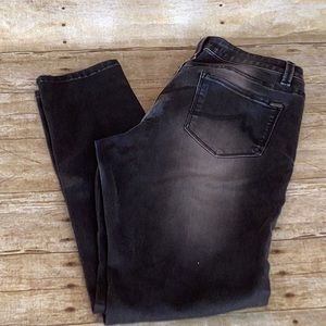 Max Jeans womenswear.